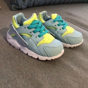 Brand new with tags infant size 6c 12 cm Nike shoe